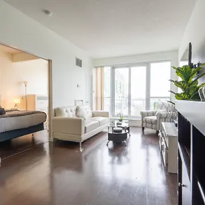 Harbour Front Luxury 2 Bed 2 Bath Apartment Toronto