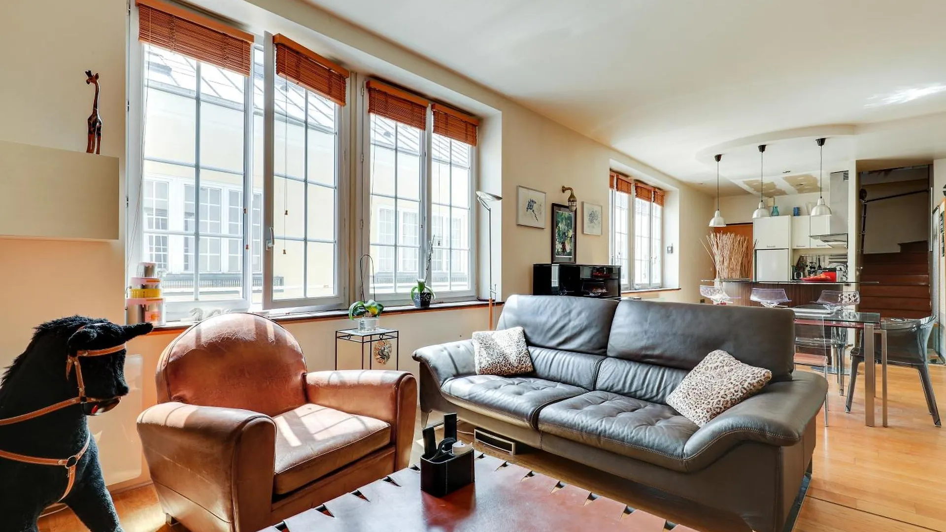 פריז Duplex Calme Et Lumineux Au Coeur De Bastille דירה